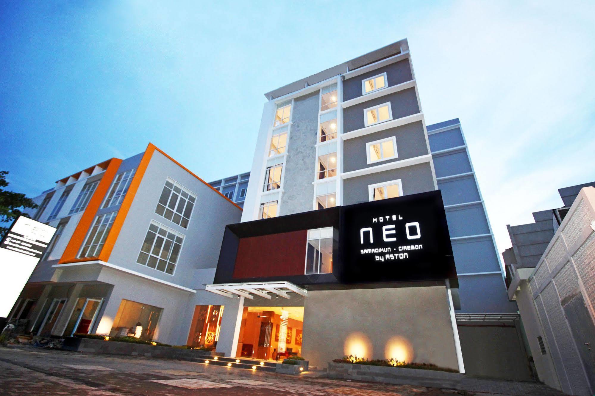 Hotel Neo Cirebon By Aston Экстерьер фото